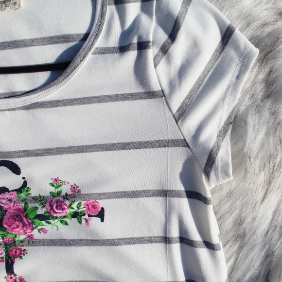 SOLD Twenty Second White and Gray T-Shirt Dress - Picture 5 of 8